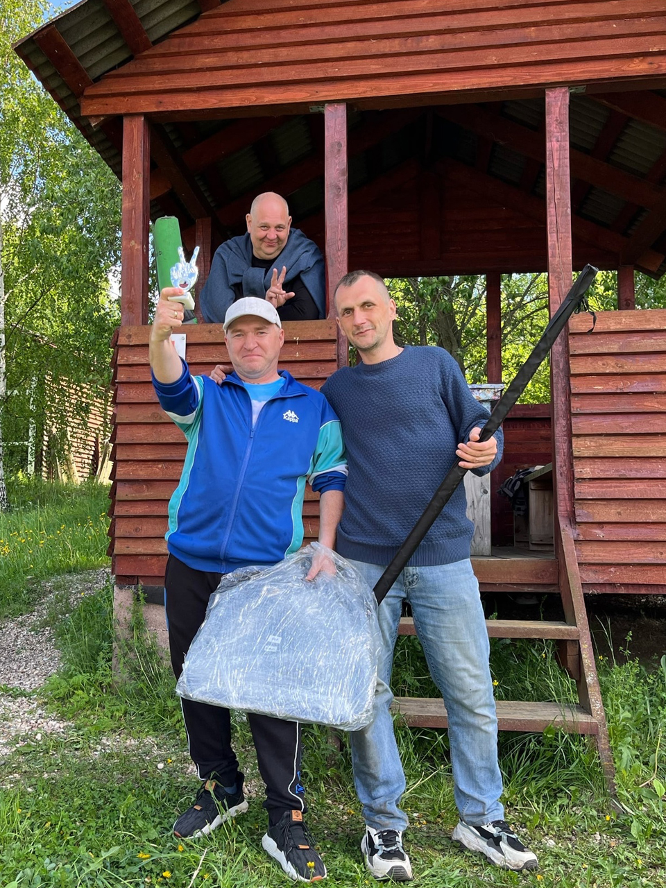 За позитив в группе